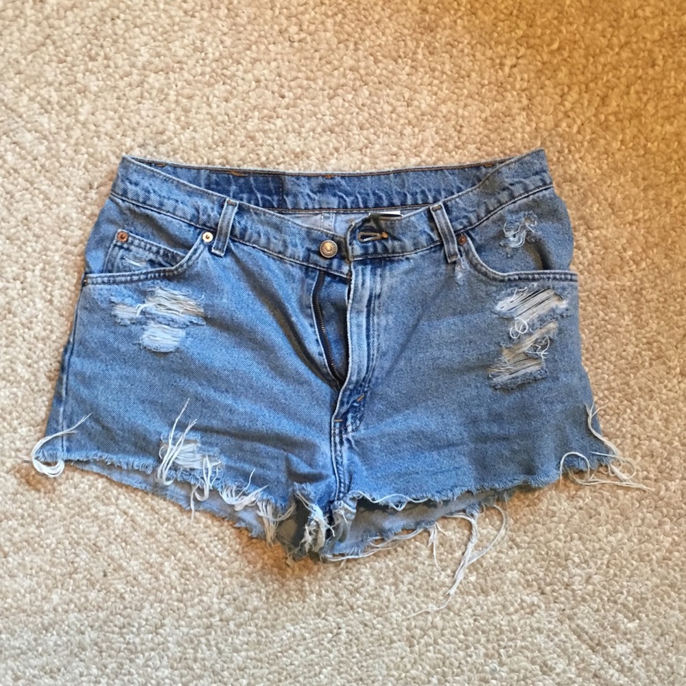 Levi high waisted denim shorts